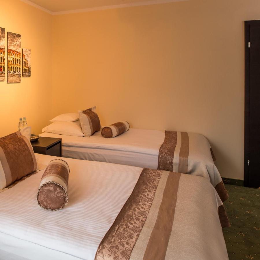 Motel Lesta Lachowka Duza Bagian luar foto