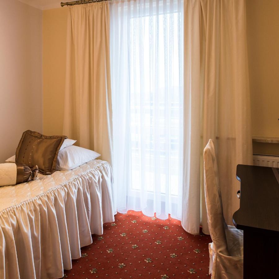 Motel Lesta Lachowka Duza Bagian luar foto