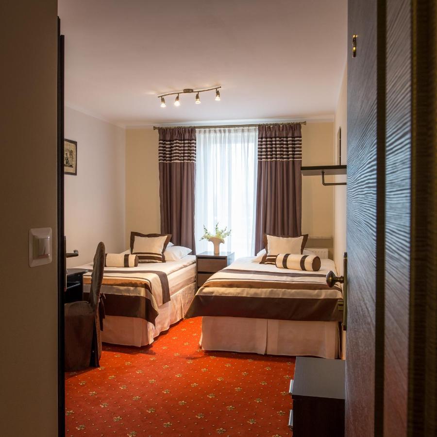 Motel Lesta Lachowka Duza Bagian luar foto
