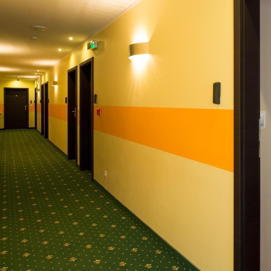Motel Lesta Lachowka Duza Bagian luar foto