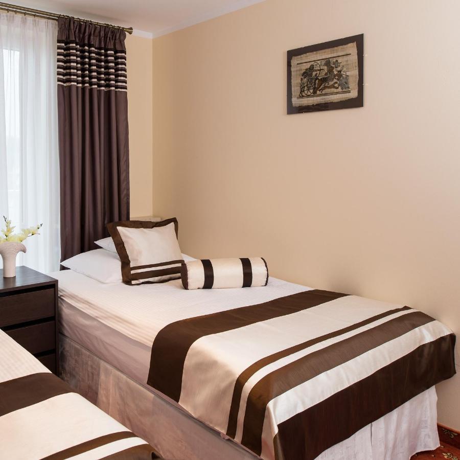 Motel Lesta Lachowka Duza Bagian luar foto